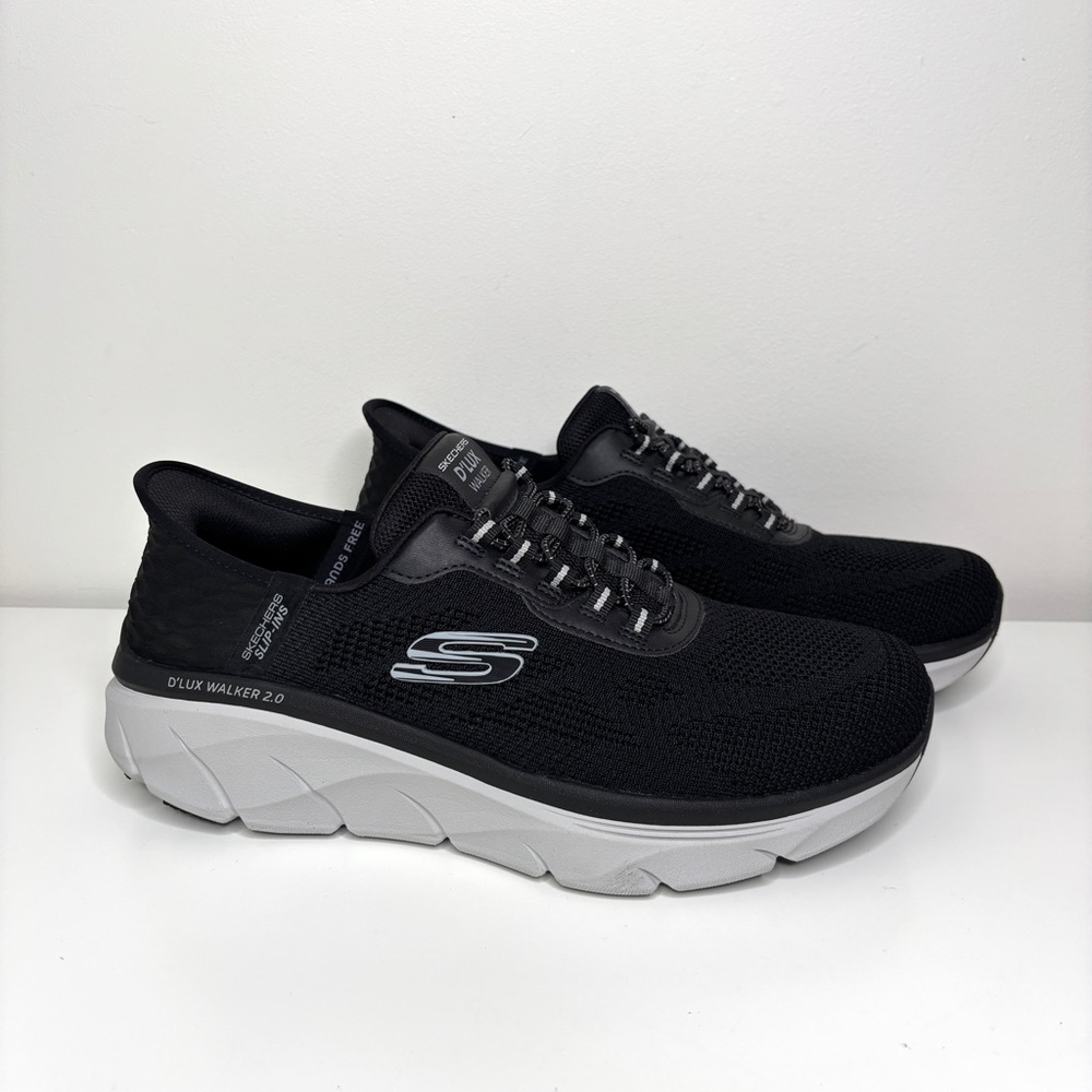 New Skechers Slip Ins Sneakers Men Sz 9.5W Hands Free D’Lux Walker 2.0 Black
